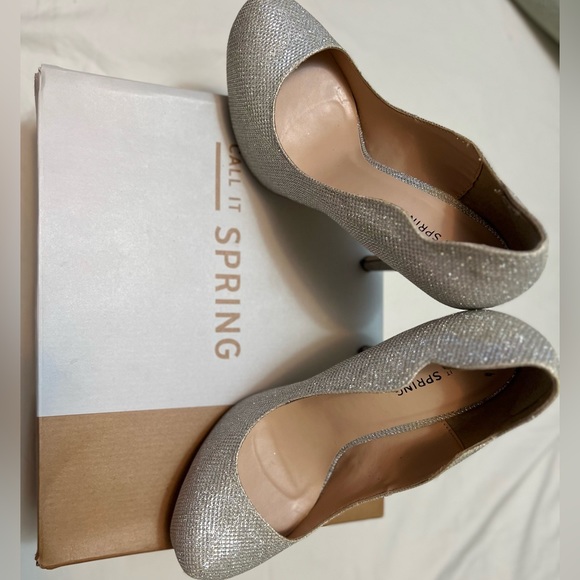 Call it spring - Picture 2 of 6